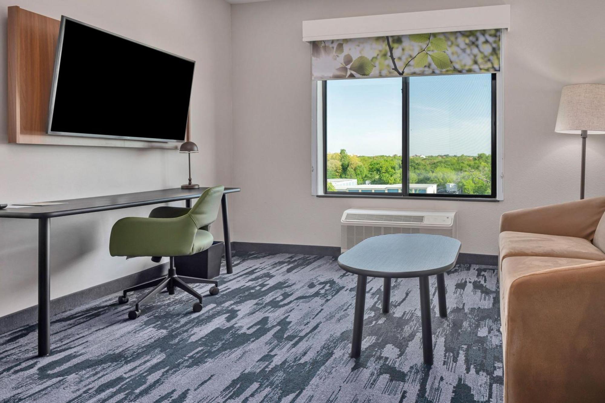 Fairfield Inn & Suites By Marriott Corinth South Denton Area Extérieur photo